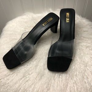 Miss Lola Clear/Black Slides size 6